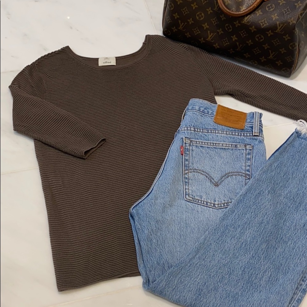 Aritzia Wilfred crewneck textured sweater